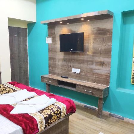 Hotel Family Inn Foreign Guest Only Aurangābād Extérieur photo