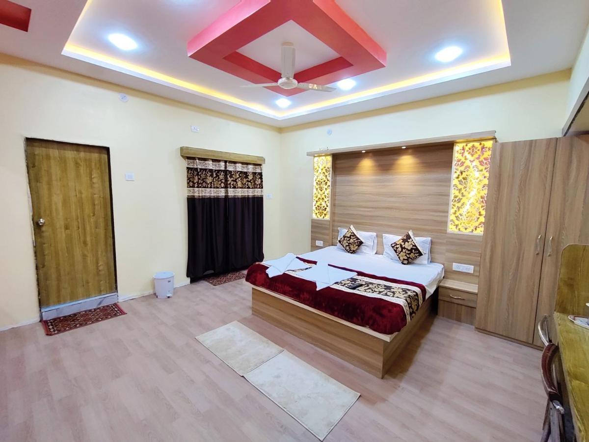 Hotel Family Inn Foreign Guest Only Aurangābād Extérieur photo