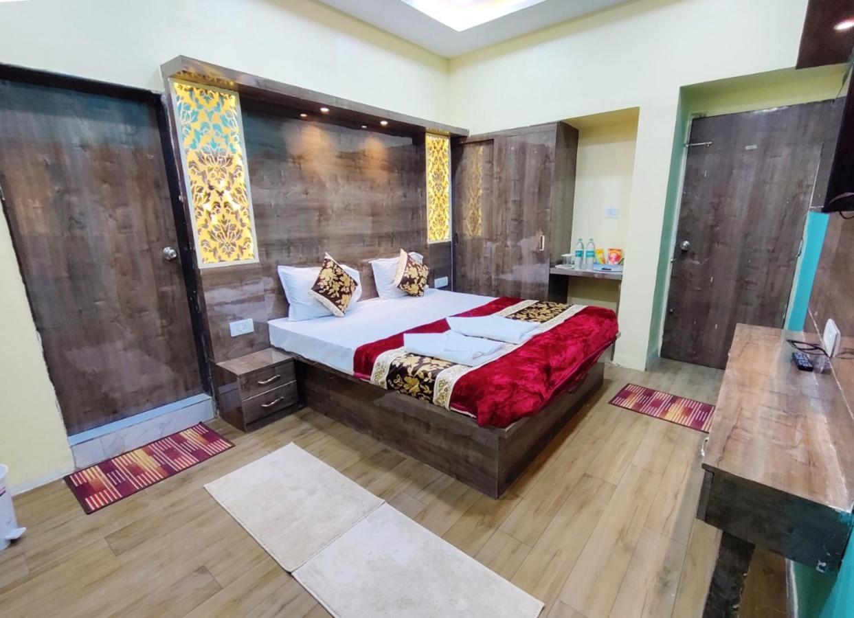 Hotel Family Inn Foreign Guest Only Aurangābād Extérieur photo