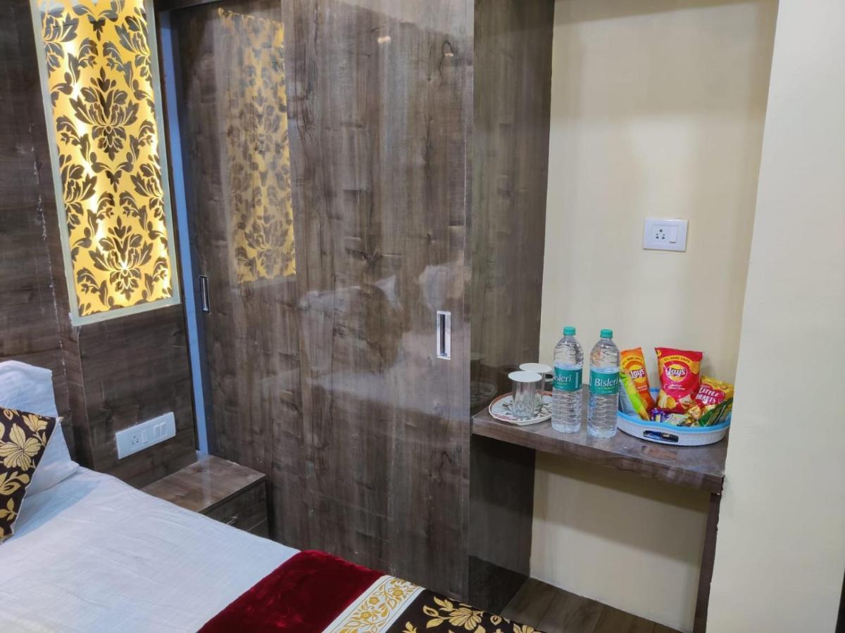 Hotel Family Inn Foreign Guest Only Aurangābād Extérieur photo