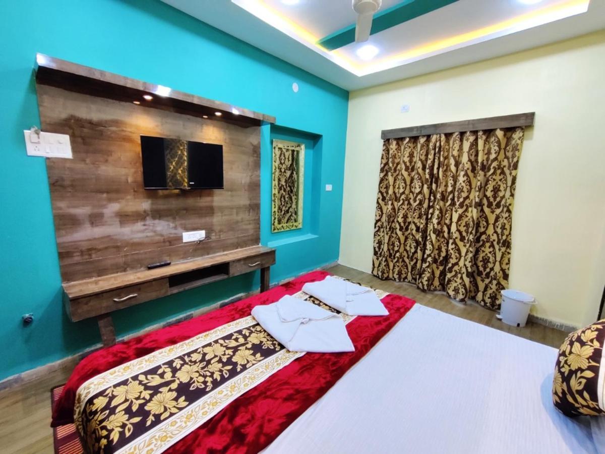 Hotel Family Inn Foreign Guest Only Aurangābād Extérieur photo